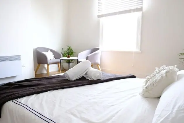 Comfort Tek Büyük Yataklı Oda