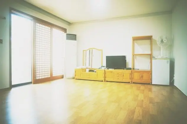 Family Oda (Korean Ondol)