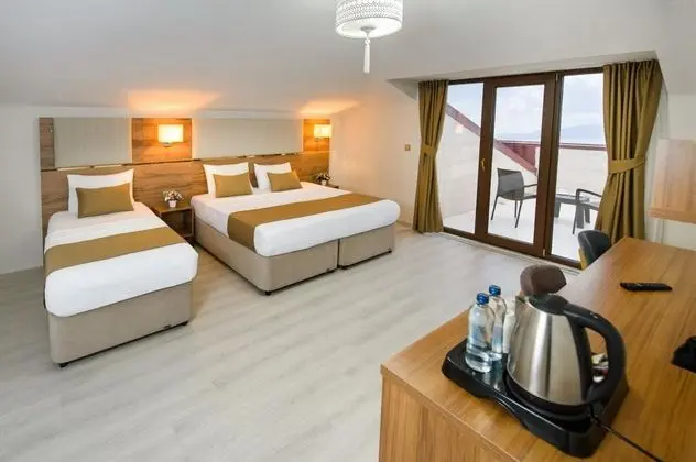 Triple, Deniz Manzaralı, Teraslı