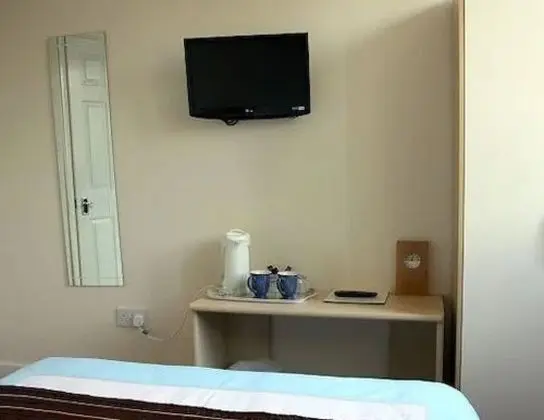Tek Büyük Yataklı Oda