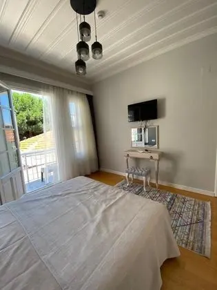 Balkonlu Suite Oda