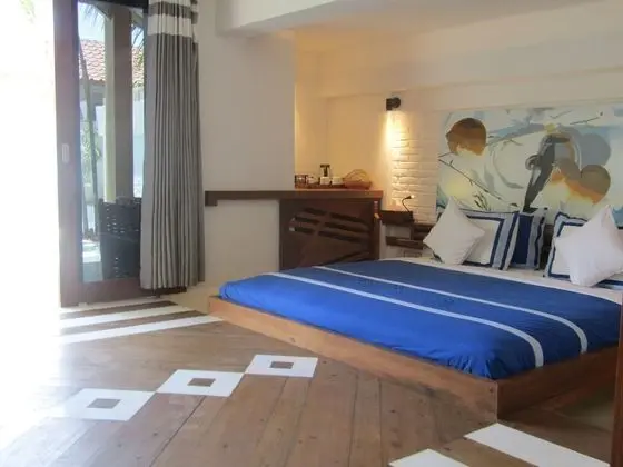Luxury Package at Master One-Bedroom Villa with Pool and Home Cinema Projector