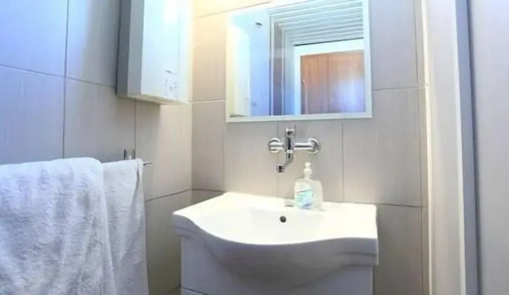 Apart Daire, 1 Yatak Odası, Balkon, Göl Manzaralı