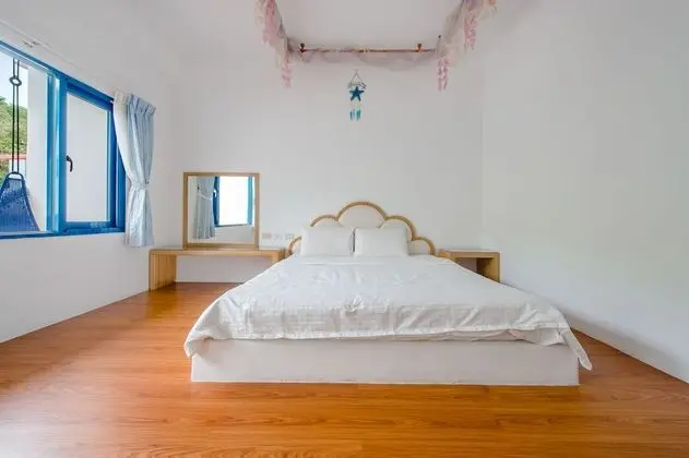 Tek Büyük Yataklı Oda, Balkon