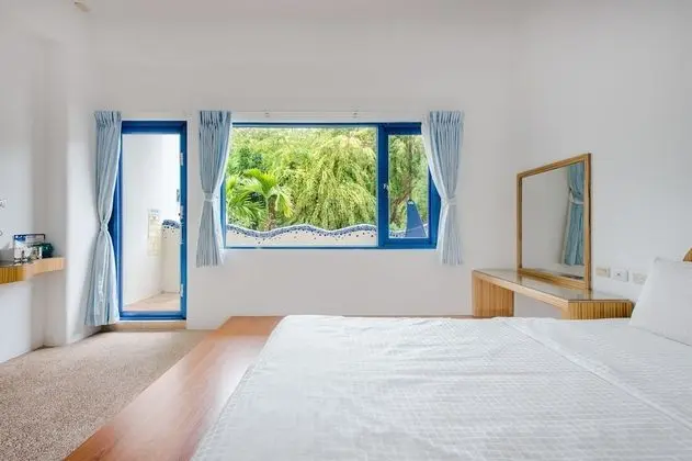 Tek Büyük Yataklı Oda, Balkon