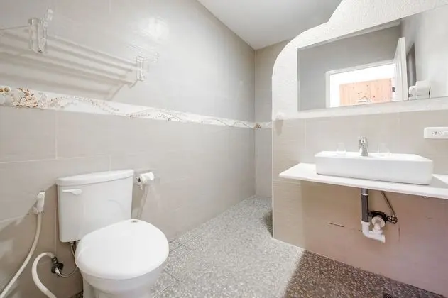 Tek Büyük Yataklı Oda, Balkon