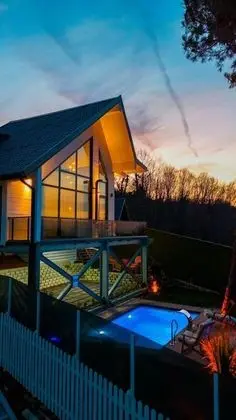 Bungalow, Göl Manzaralı, Isıtmalı Özel Havuzlu
