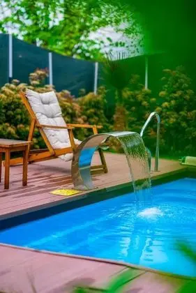 Bungalow, Göl Manzaralı, Isıtmalı Özel Havuzlu