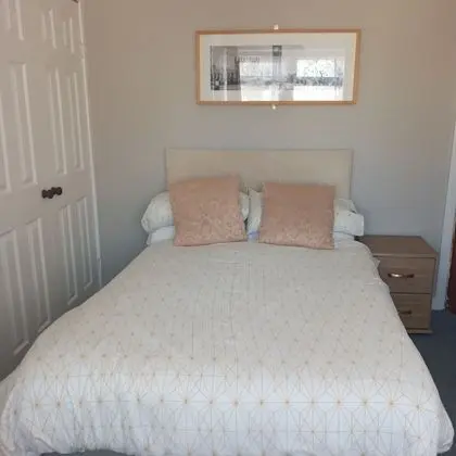 Comfort Tek Büyük Yataklı Oda