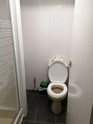 Comfort Tek Büyük Yataklı Oda