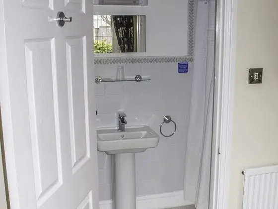 Tek Büyük Yataklı Oda, Banyolu/Duşlu