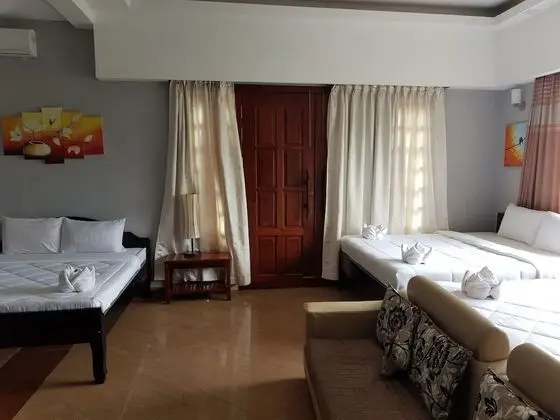 Deluxe Üç Kişilik Oda, Birden Çok Yatak, Sigara İçilmez