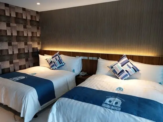 Comfort Dört Kişilik Oda, 2 Çift Kişilik Yatak, Kısmi Deniz Manzaralı