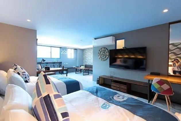 Comfort Dört Kişilik Oda, 2 Çift Kişilik Yatak, Kısmi Deniz Manzaralı