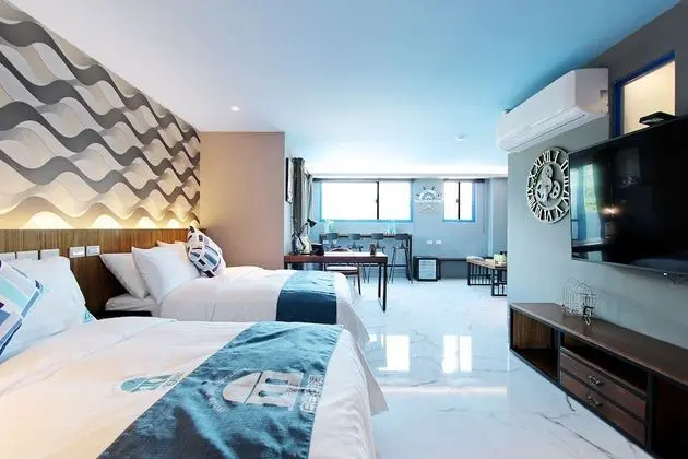 Comfort Dört Kişilik Oda, 2 Çift Kişilik Yatak, Kısmi Deniz Manzaralı