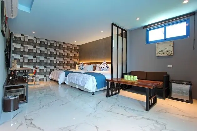 Comfort Dört Kişilik Oda, 2 Çift Kişilik Yatak, Kısmi Deniz Manzaralı