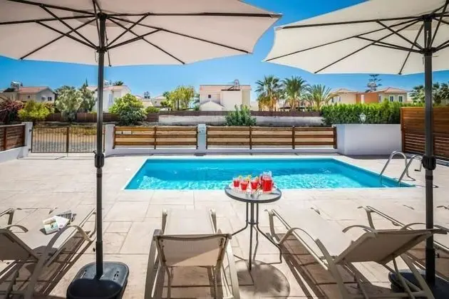 Villa, 3 Yatak Odası, Kişiye Özel Havuzlu, Deniz Manzaralı