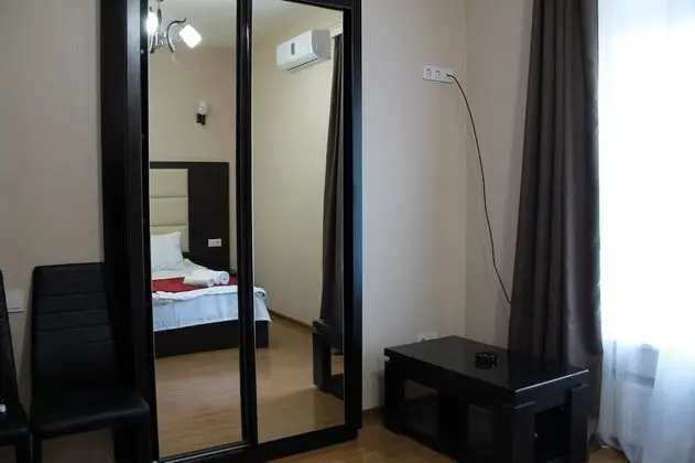 Basic Tek Büyük Yataklı Oda
