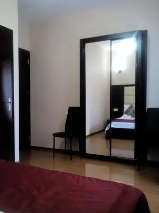 Basic Tek Büyük Yataklı Oda