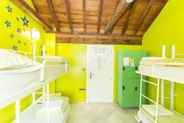 Dört Kişilik Oda, Banyolu/Duşlu