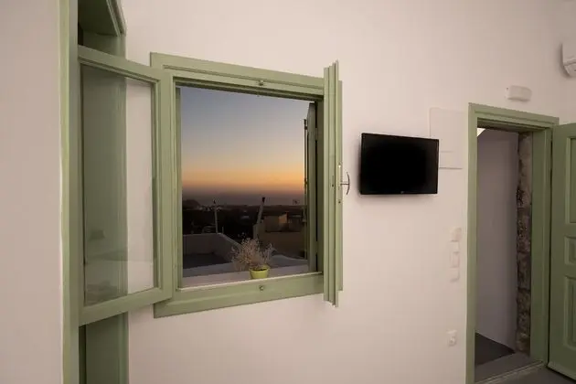Traditional Tek Büyük Yataklı Oda