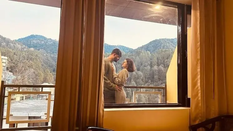 Premium Tek Büyük Yataklı Oda