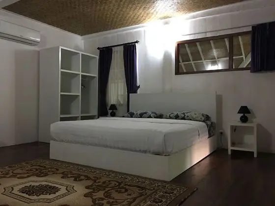 Comfort Oda, 1 Büyük (Queen) Boy Yatak, Havuz Manzaralı