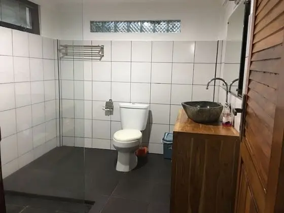 Deluxe Üç Kişilik Oda, Birden Çok Yatak, Havuz Manzaralı