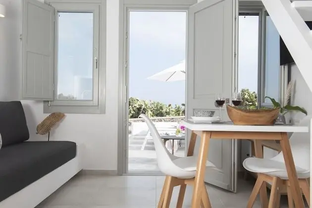 Deluxe Süit, Kısmi Deniz Manzaralı