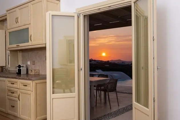 Deluxe Villa