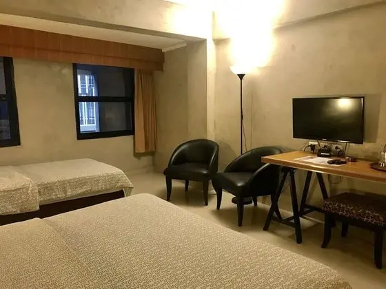 Standard King Room