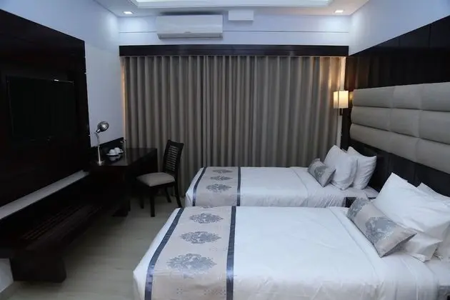 Deluxe Tek Büyük veya İki Ayrı Yataklı Oda, 2 Tek Kişilik Yatak, Sigara İçilmez, Nehir Manzaralı