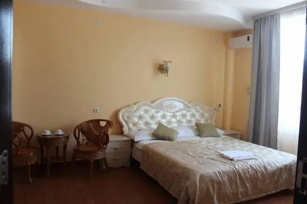 Economy Tek Büyük Yataklı Oda