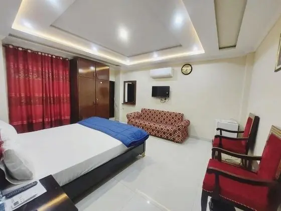 Deluxe Tek Büyük Yataklı Oda