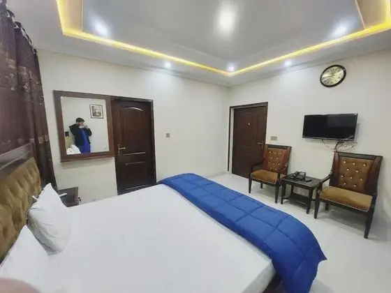 Deluxe Tek Büyük Yataklı Oda