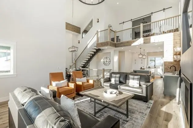 Ev (4 Bedrooms)