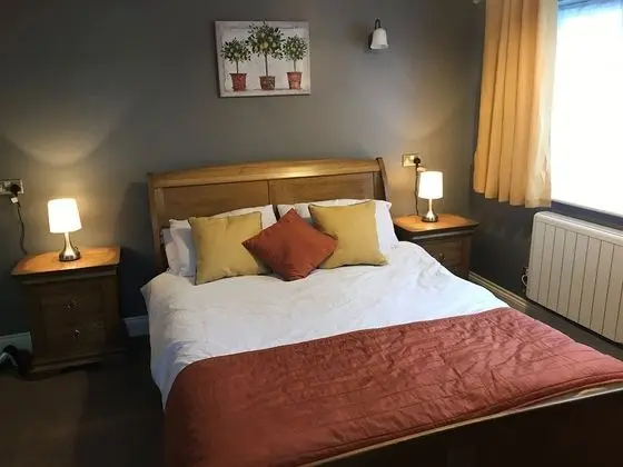 Classic Tek Büyük Yataklı Oda, Banyolu/Duşlu, Avlu Manzaralı