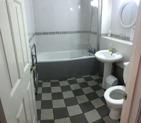 Classic Tek Büyük Yataklı Oda, Banyolu/Duşlu, Avlu Manzaralı