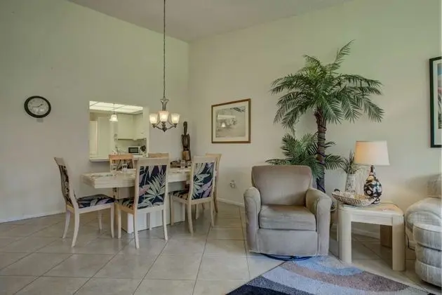Daire (White Pine Court)