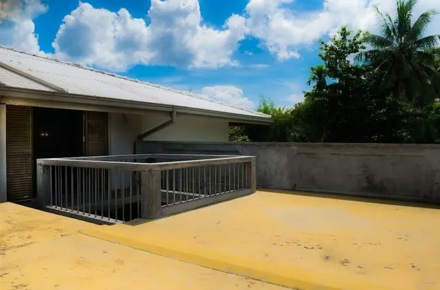 Deluxe Family Suite with Pool View