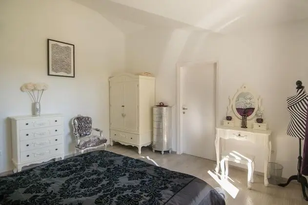 Villa, 4 Yatak Odası, Şömine