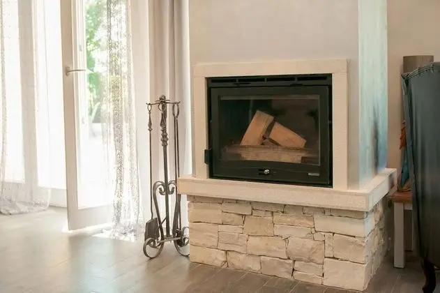 Villa, 4 Yatak Odası, Şömine