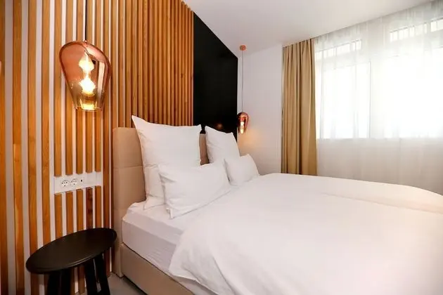 Luxury Büyük Yataklı Tek Kişilik Oda