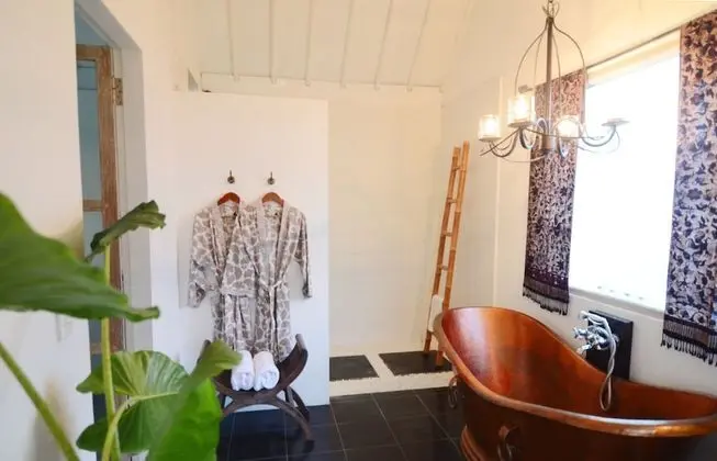 Design Villa, 2 Yatak Odası, Teras, Havuz Manzaralı