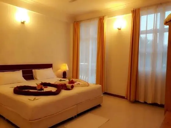 Deluxe Tek Büyük veya İki Ayrı Yataklı Oda, 3 Tek Kişilik Yatak
