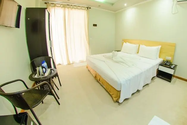 Deluxe Twin Room with Garden View