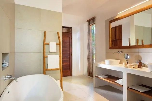 Junior Villa, 1 En Büyük (King) Boy Yatak ve Çekyat, Sigara İçilmez, Bahçe Manzaralı