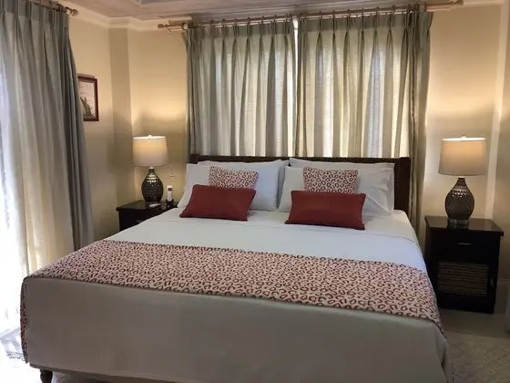 Standard Daire, 1 En Büyük (King) Boy Yatak, 2 Banyolu, Kısmi Deniz Manzarası