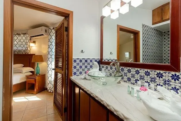 Signature Condo, 2 Bedrooms, Oceanfront
