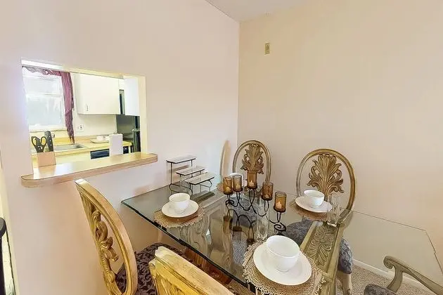 Daire (White Sands Near the Beach)